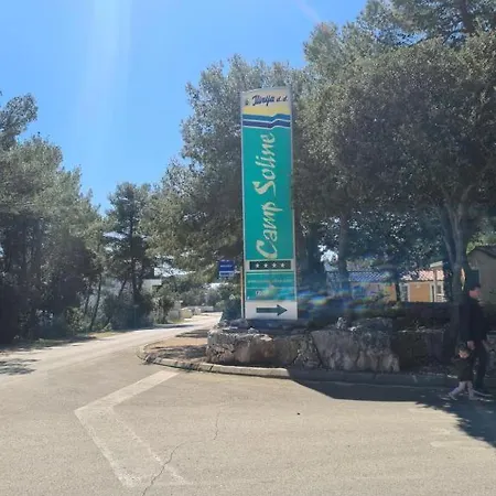 Blue Wave Mobile Two Apartment *